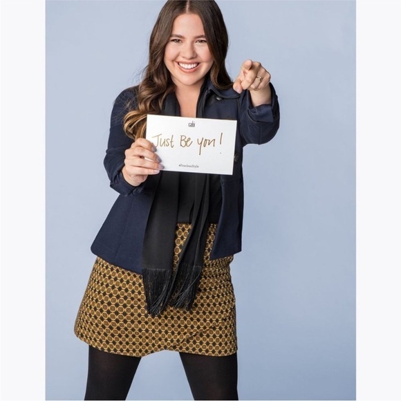 CAbi Medallion Print Knit A-Line Skirt Asymmetrical Hem Pockets XS 3403 - Picture 13 of 13